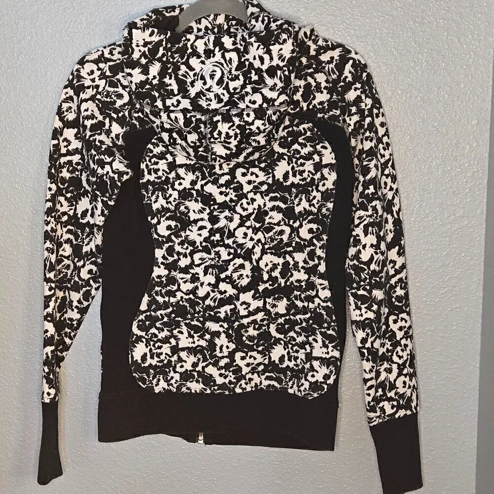 Lululemon Scuba Hoodie III - 4